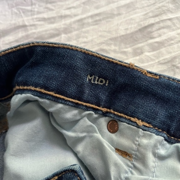 American Eagle Dark Blue Denim Shorts - Picture 7 of 8